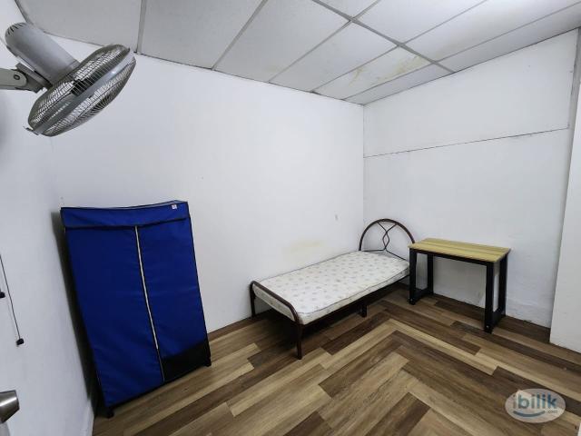 Room for rent in Petaling, Damansara Damai