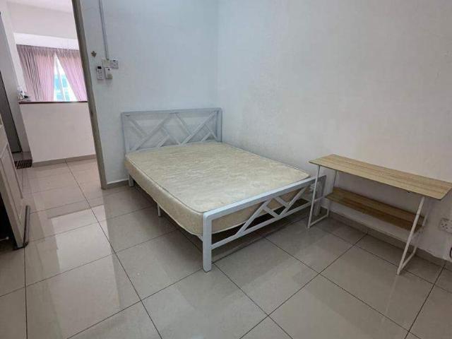 Room for rent in Petaling, Damansara Damai