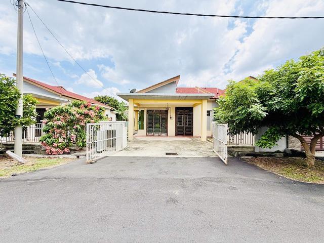 Residential House for sale in Tanjong Sepat, Selangor