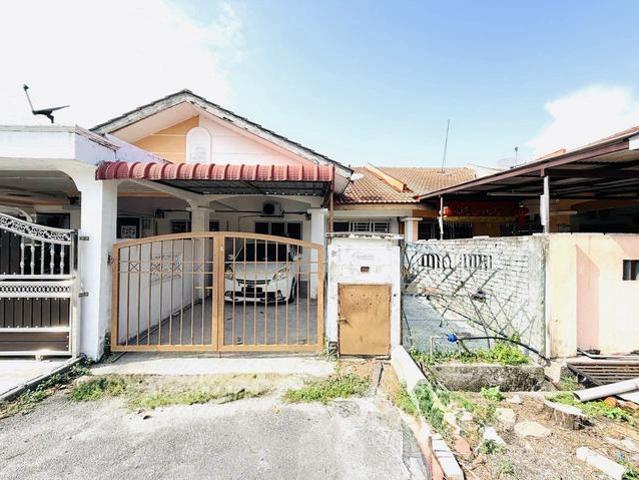 Terraced House for sale in Kuala Selangor, Selangor