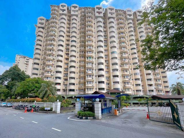 Apartment for sale in Petaling, Damansara Damai