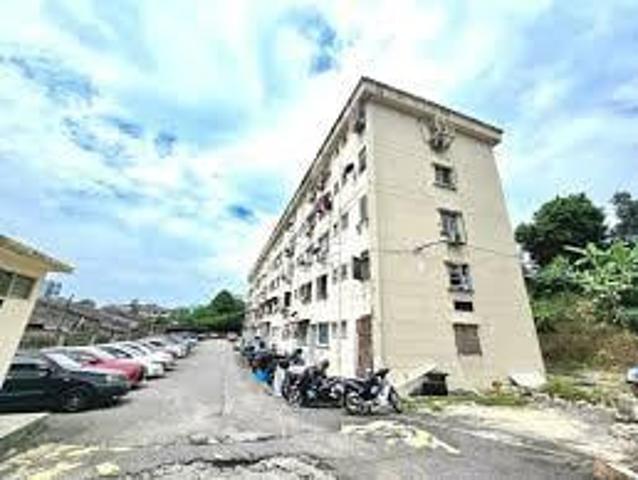 Apartment for sale in Kajang, Langat
