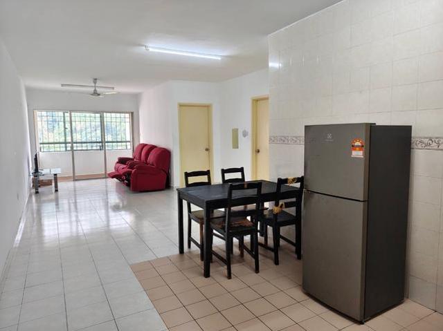 Apartment for sale in Petaling, Damansara Damai