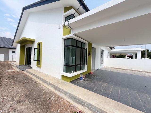 Residential House for sale in Malaka