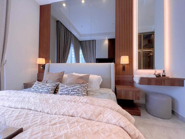 Condominium for sale in Malaka