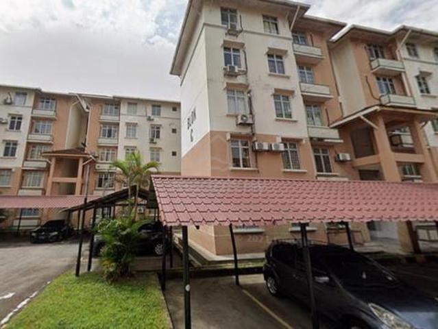 Apartment for sale in Petaling, Subang Jaya