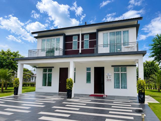 Residential House for sale in Malaka