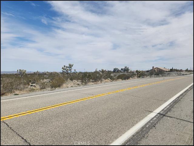 Land for sale in Pinon Hills, California