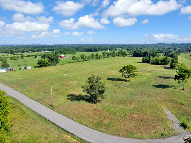 Land for sale in Gum Road Subdivision, Murfreesboro