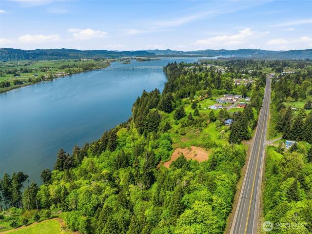 Land for sale in Cathlamet, Washington