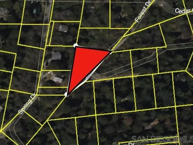 Land for sale in Cedarpines Park, California