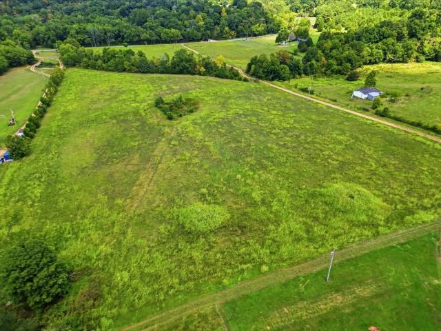 Land for sale in Westmoreland, Middle Tennessee