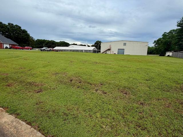 Land for sale in Clanton, Alabama