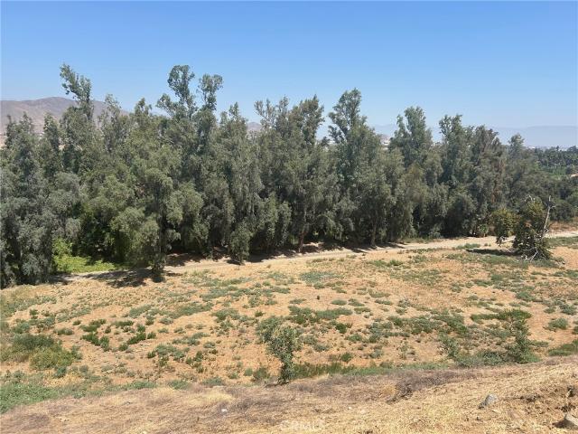 Land for sale in Riverside, California
