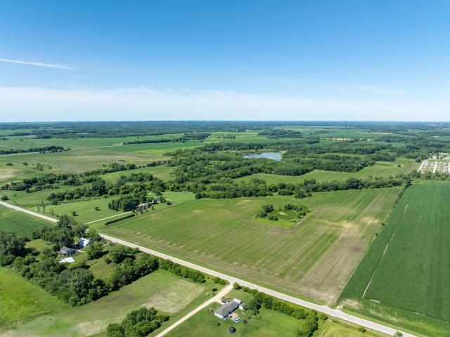 Land for sale in Shaws, Amboy