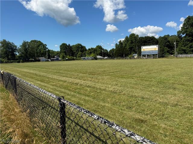 House for sale in Brookfield, Ohio