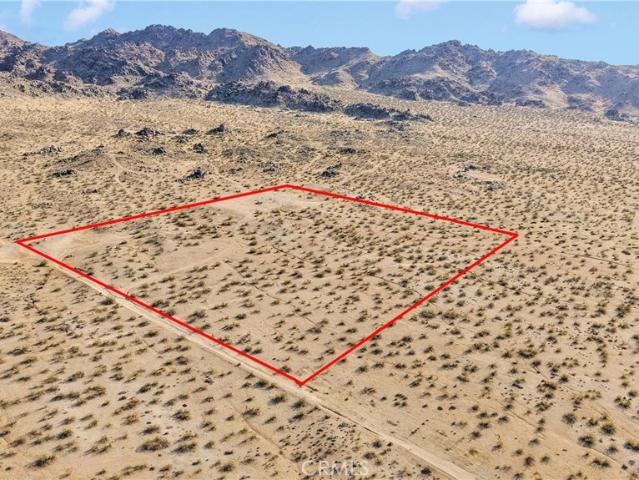 Land for sale in Apple Valley, California