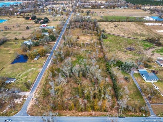 Land for sale in Lake Charles, Louisiana