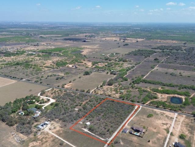 Land for sale in Lytle, Texas