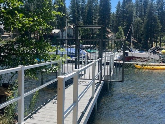 Property for sale in Cedar Glen, California