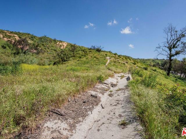 Land for sale in Canoga Park, California