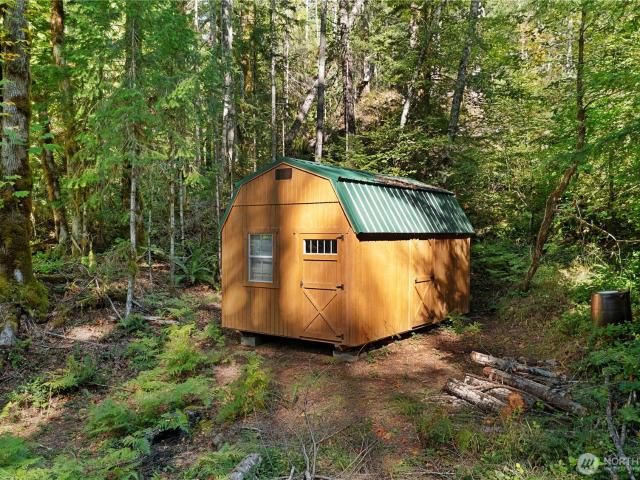 Land for sale in Hoodsport, Washington