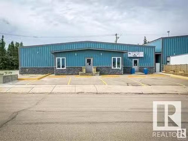 House for sale in Alberta