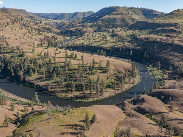Land for sale in Monument