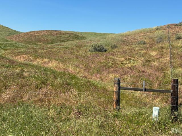 Land for sale in Shafter, California