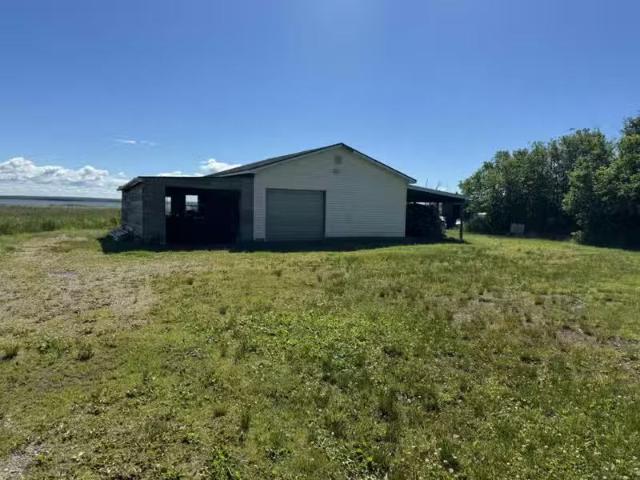 House for sale in Alpena
