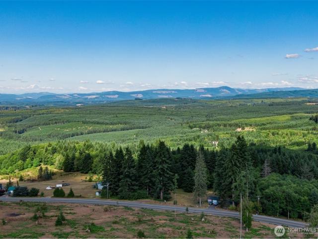 House for sale in Castle Rock, Washington