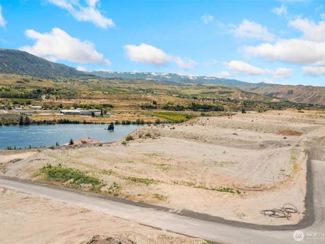 Land for sale in East Wenatchee