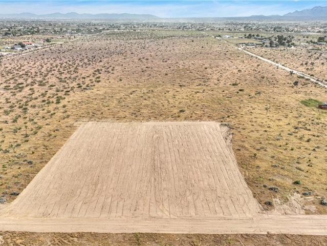 Land for sale in Pinon Hills, California