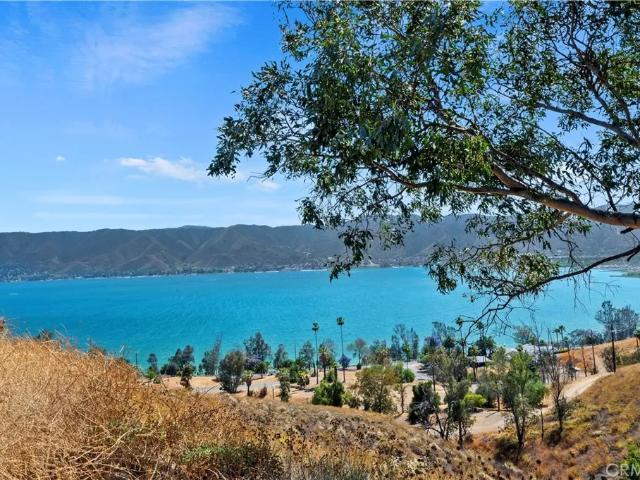 Land for sale in Lake Elsinore, California
