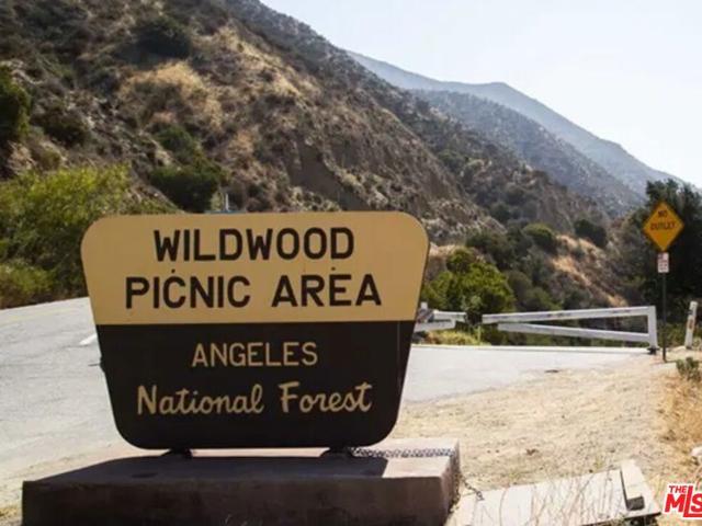 Land for sale in Tujunga