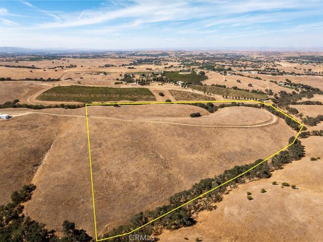 Land for sale in Creston, California