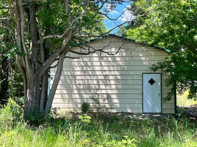 House for sale in Barry, Missouri