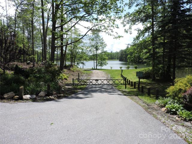Land for sale in Spruce Pine, North Carolina