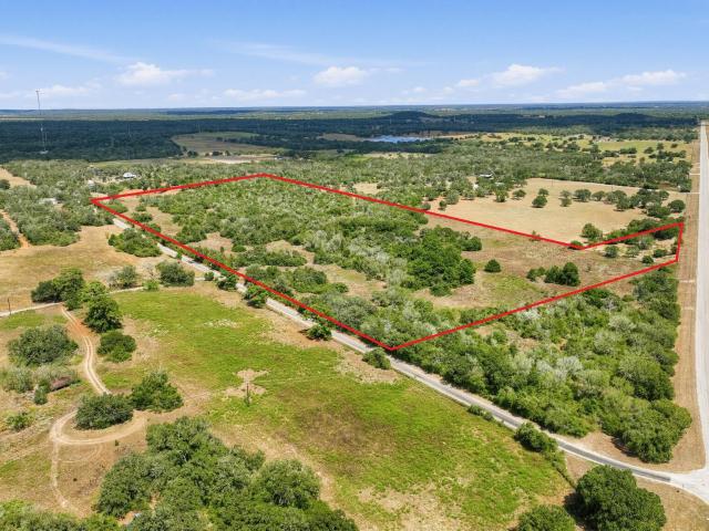 Land for sale in Luling, Caldwell County