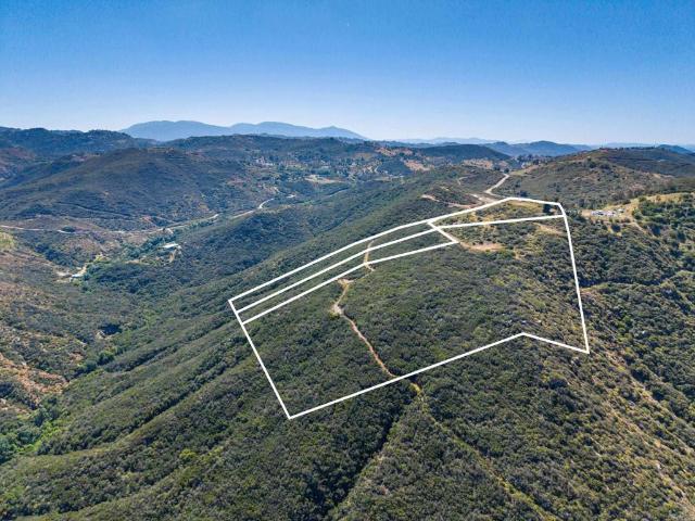 Land for sale in Fallbrook, California