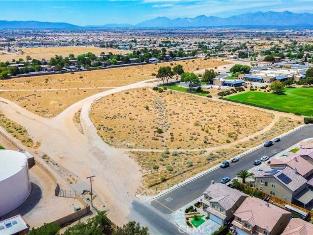 Land for sale in Hesperia, California