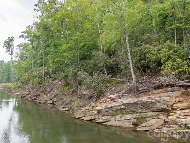 Land for sale in Spruce Pine, North Carolina