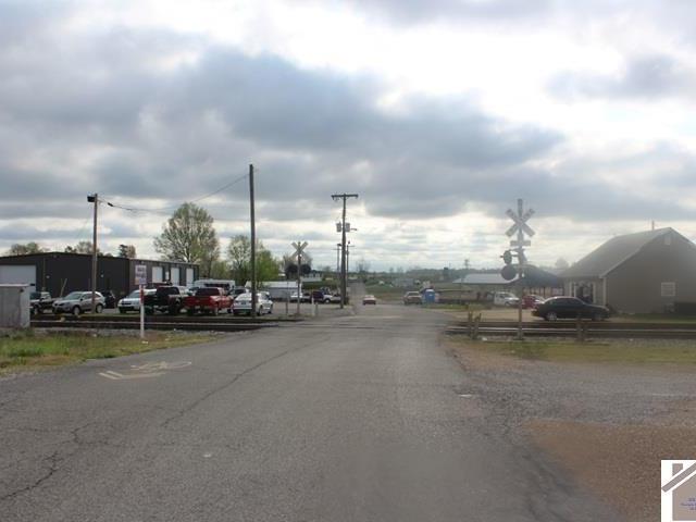 Land for sale in Mayfield, Kentucky