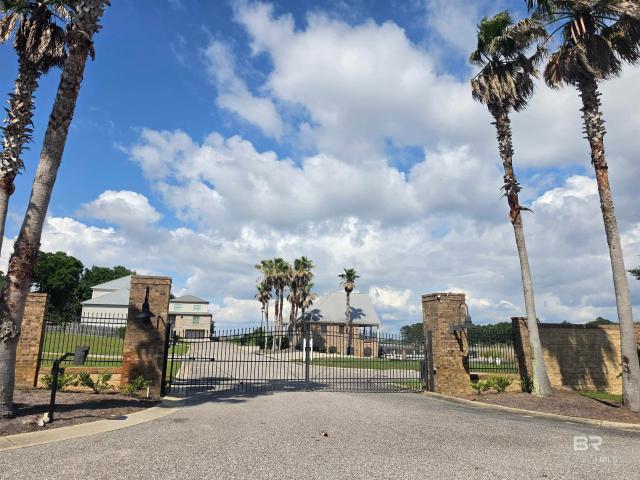 Land for sale in Mobile, Alabama