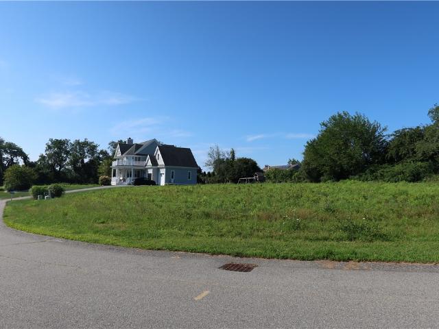 Land for sale in Portsmouth, Rhode Island