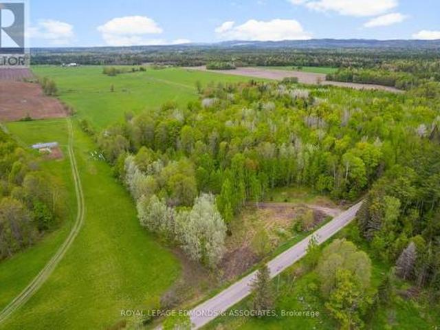 Land for sale in Renfrew, Ontario