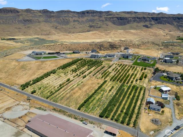 Land for sale in East Wenatchee