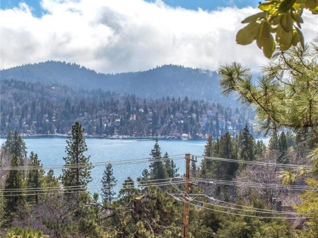 Land for sale in Lake Arrowhead Land for sale in Lake Arrowhead