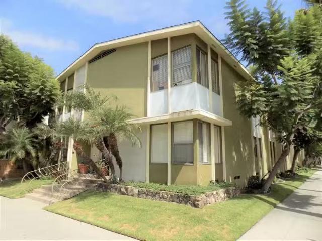 Condo for rent in Long Beach
