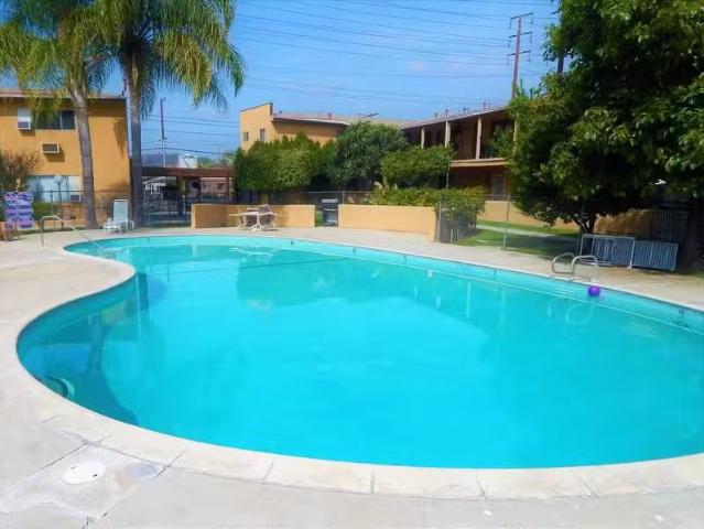 Condo for rent in Pomona